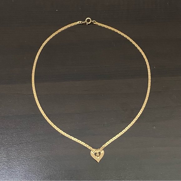 Unsigned Vintage Gold-tone Snake Chain Heart Pendant with Blue Stone Necklace - Picture 5 of 11